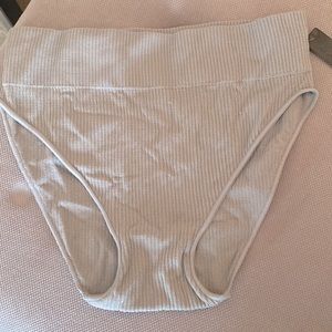 SKIMS- Intimates/ boy briefs